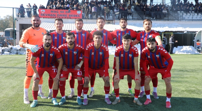 Viranşehir Belediyespor Liderliğini Korudu, İlk Yarıyı Zirvede Tamamladı