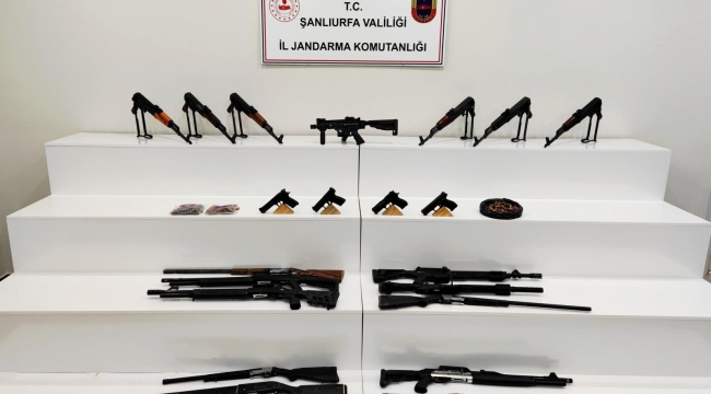 Viranşehir'de Jandarmadan Eş Zamanlı Operasyon: 22 Adrese Baskın