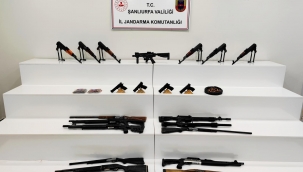 Viranşehir'de Jandarmadan Eş Zamanlı Operasyon: 22 Adrese Baskın