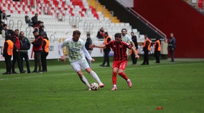 24 Erzincanspor'a 3-1 mağlup  24 Erzincanspor'a 3-1 mağlup etti 