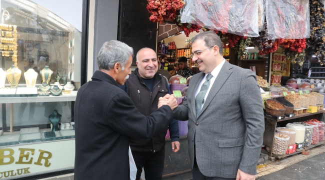 Başkan Canpolat, halkla iç içe olmayı sürdürüyor 