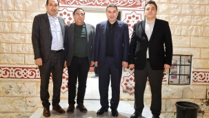 Başkan Özyavuz İl Başkanı Mahmut Güneş Ve Belediye Meclis Üyelerini İftarda Ağırladı 