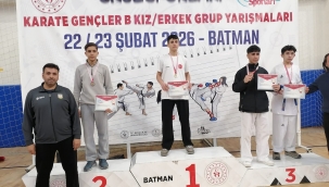 Batman'da Yarı Final Heyecanı: Şanlıurfalı Sporcular Madalyalarla Döndü
