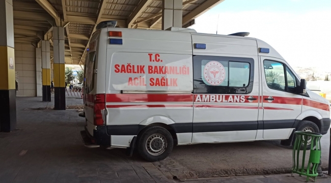 Bozova'da Minibüs Motosiklete Çarpıt, 1 Yaralı