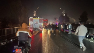 Fırat Köprüsü'nde Korkutan Kaza: 2 Yaralı, 1 Sürücü Kaçtı