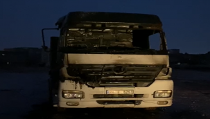 Şanlıurfa'da Tır Alev Alev Yandı