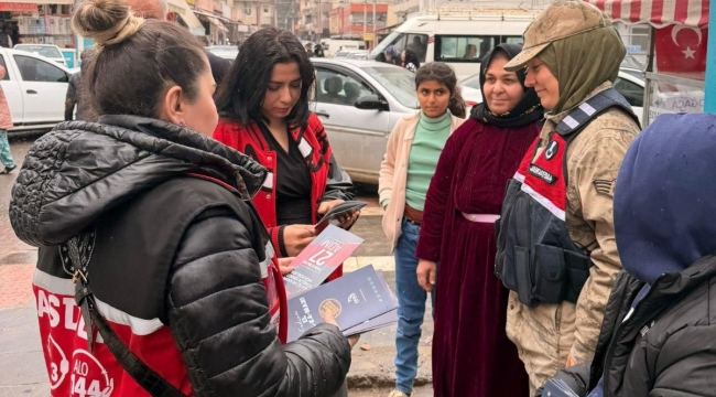 Akçakale'de Broşürlerle Şiddet Önleme Çalışması