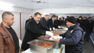 Başkan Canpolat, Son iftarda vatandaşlarla buluştu 