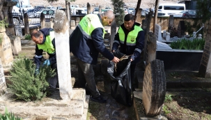 Büyükşehir, Mezarlıkları Bayrama Hazırlıyor 