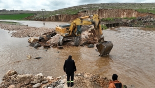 Büyükşehir, Viranşehir'de Selin Yaralarını Sarıyor