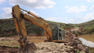 Büyükşehir, Viranşehir Kırsalında Sel Hasarını Onarıyor 