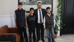 Eş Başkan Serhat Dicle İnan, Çocukları Makamında Ağırladı