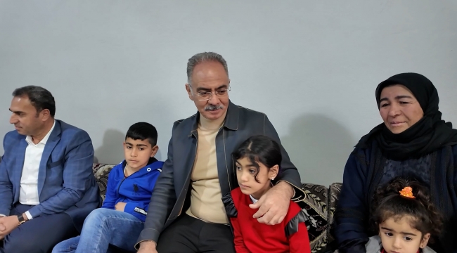 Eyyübiye'de Yetimin Yüzü Gülüyor