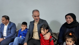 Eyyübiye'de Yetimin Yüzü Gülüyor