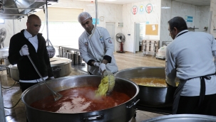 Haliliye'de Evlere İftar İkramı Devam Ediyor