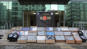 Şanlıurfa'da Araçta Dev Kaçak Sigara Yakalandı