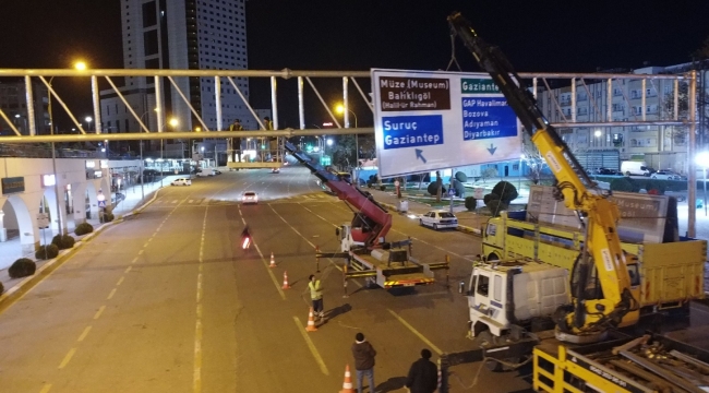 Şanlıurfa'da Baş Üstü Yönlendirme Levhaları Artırılıyor
