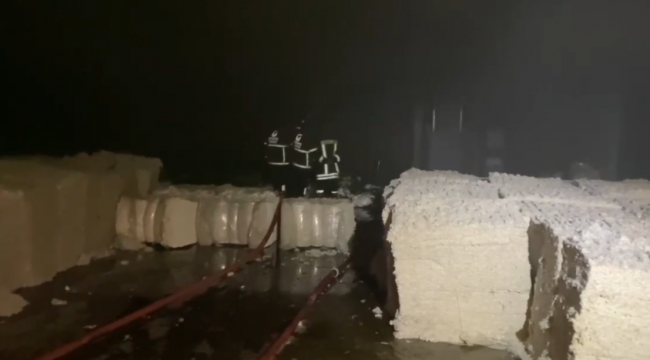 Şanlıurfa'da Fabrika Yangını Paniğe Neden Oldu