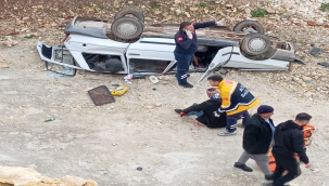 Şanlıurfa'da Feci Kaza: Otomobil Şarampole Yuvarlandı, 1 Ölü, 1 Ağır Yaralı