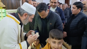 Şanlıurfa'da Kadir Gecesi'nde Sakal-ı Şerif Ziyaret Coşkusu