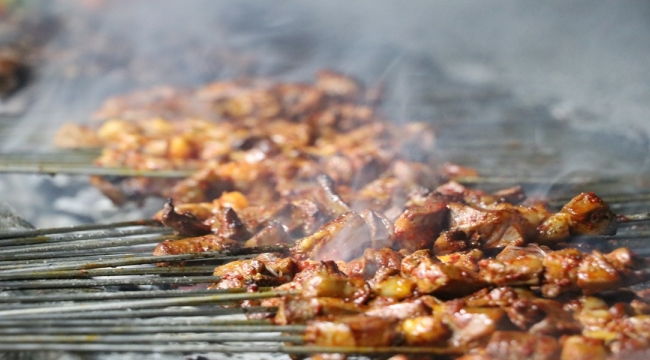 Şanlıurfa'da Ramazan Sofralarının Yıldızı: Ciğer Kebap