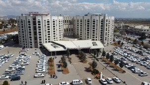 Yüzde Şimşek Gibi Çarpan Ağrı: Trigeminal Nevraljiye Dikkat.