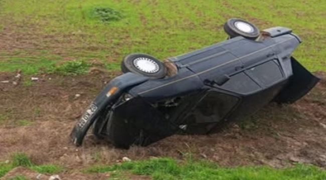 Akçakale Kırsalında Kaza: Sürücü Hastaneye Kaldırıldı