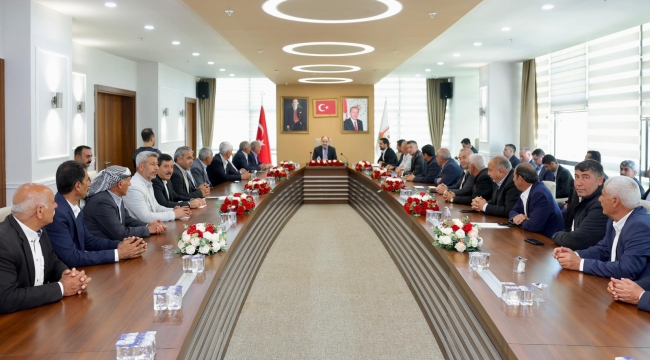 Başkan Gülpınar, Suruçlu Muhtarların Taleplerini Dinledi