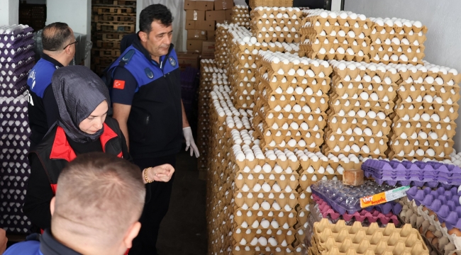 Haliliye'de Sağlıksız Depoya Baskın: 5 Bin Koli Yumurta İmha Edildi