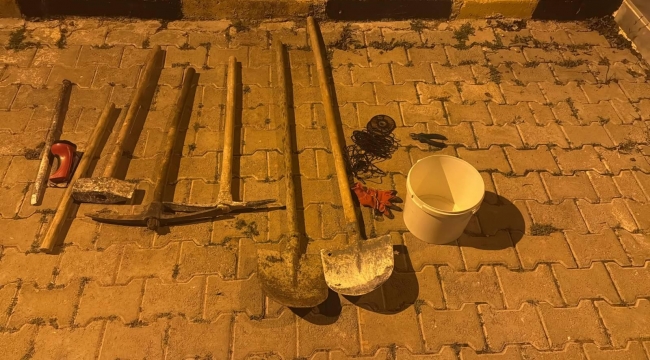 Harran'da define avcılarına suçüstü operasyon