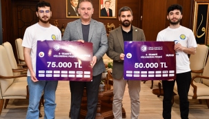 HRÜ Rektöründen Başarılı Öğrencilere Tebrik