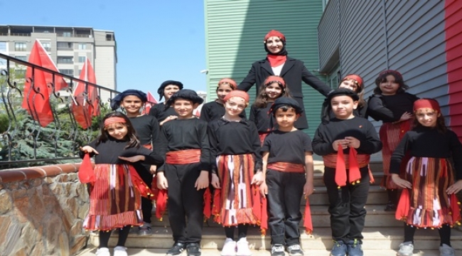 Mektebim Kolejinde 23 Nisan Coşkusu yaşandı.