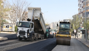 Şanlıurfa Büyükşehir Belediyesi'nden Karaköprü'de Yoğun Asfalt Mesaisi