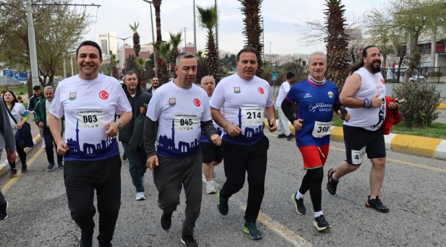 Şanlıurfa'da 11 Nisan coşkusu koşuyla taçlandı 