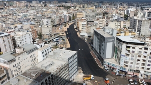 Şanlıurfa'da 25 Metrelik Yol Projesinde Asfalt Çalışmaları Başladı