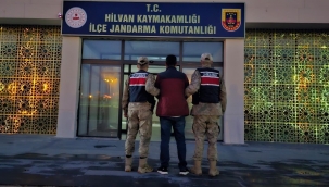 Şanlıurfa'da Jandarma Operasyonu: 5 Firari Hükümlü Yakalandı!