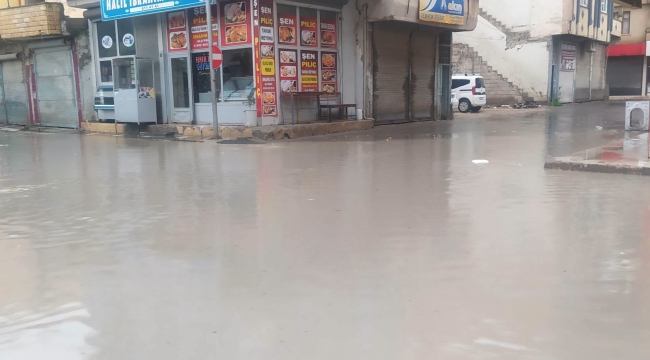 Urfa'da Hava Bir Anda Değişti: Gündüz Karanlığa Büründü