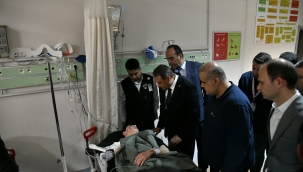 Vali Hasan Şıldak, Saldırının Yaşandığı Okulda İncelemelerde Bulundu