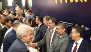 AK Parti Şanlıurfa Teşkilatı Bayramda Bir Araya Geldi