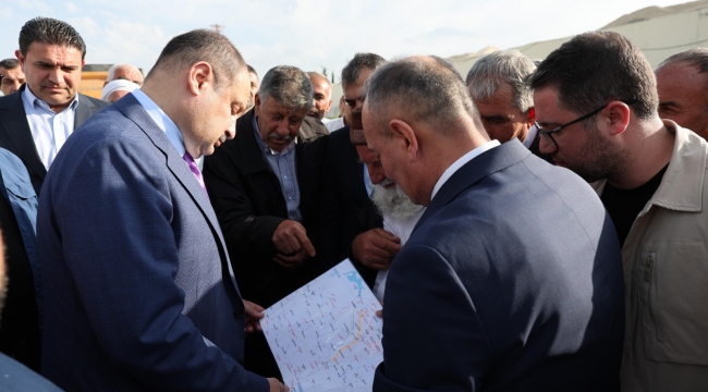 Başkan Gülpınar, "2 Yılda Bütün Yolları Bitireceğim Demek Hayalcilikten Öteye Gitmez"