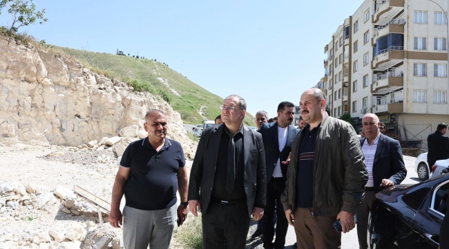 Başkan Gülpınar, Birecik'te Esnafı Ve Vatandaşları Ziyaret Etti