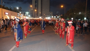 Haliliye Mehteranı 19 Mayıs Kortejine Damga Vurdu 