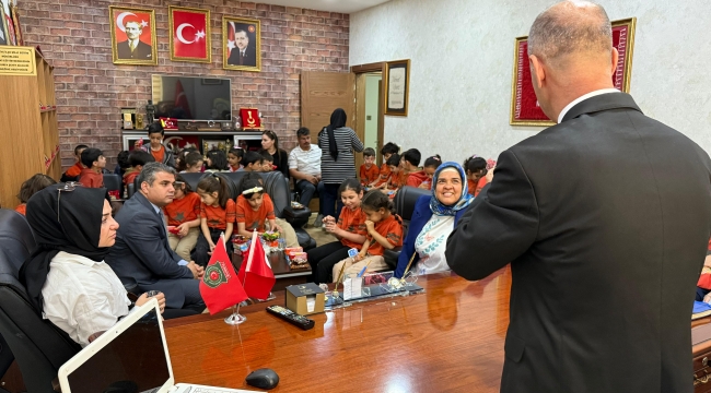 Miniklerden Şehit Aileleri Derneğine Ziyaret