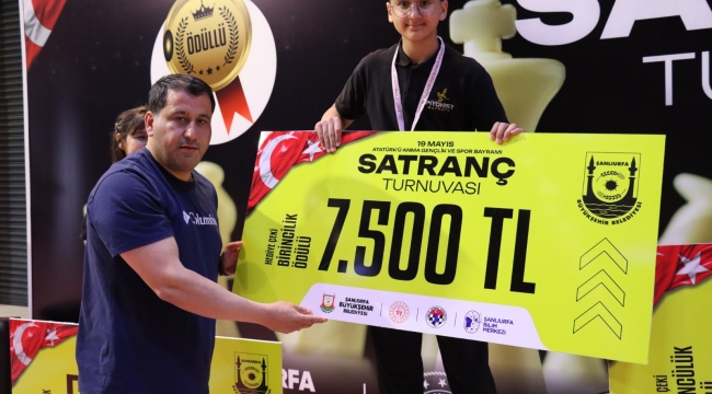 Şanlıurfa'da Geleceğin Satranç Ustaları Ödüllendirildi