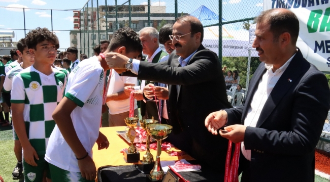 "Bağımsızlık Sporla Başlar" Futbol Turnuvası Sona Erdi
