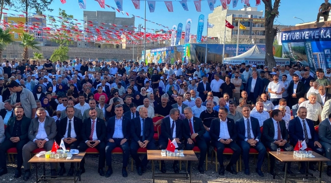 Eyyübiye Belediyesi Yeni Hizmet Binası İçin İlk Kazmayı Vurdu