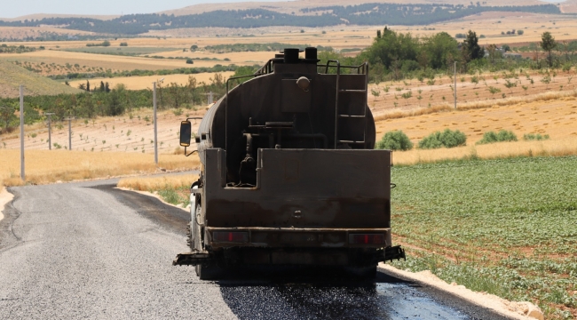 Haliliye Kırsalında Yollar Sathi Asfalt Kaplamayla Yenileniyor