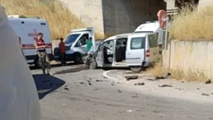 Karaköprü'de Feci Kaza: 3 Araç Birbirine Girdi