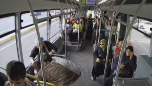 Karaköprü'de Takdir Toplayan Anlar: Güzergâhı Değiştirip Hastaneye Koştu