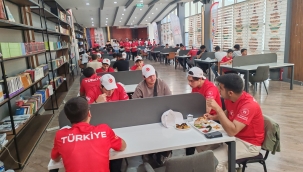 Milli Maç Heyecanı Şanlıurfa Gençlik Merkezi'nde Yaşandı